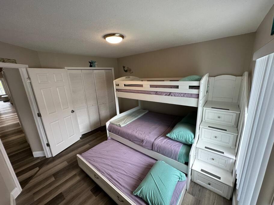 Manatee Oasis Weeki Wachee Family Fun Pool Home Spring Hill Εξωτερικό φωτογραφία